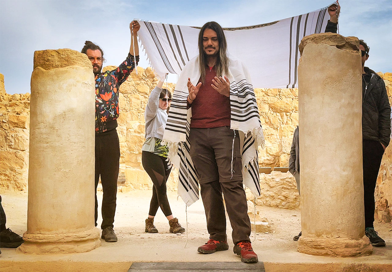 2022 Birthright Israel participant Mike Boulrice becoming a Bar Mitzvah on top of Masada